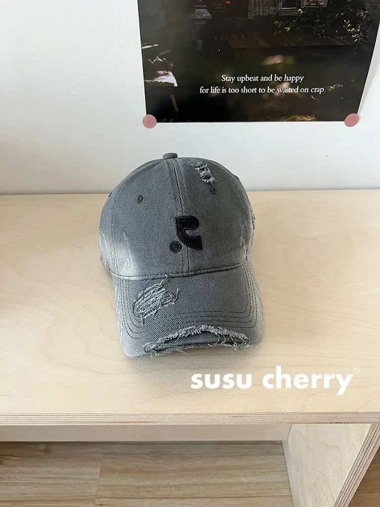 Susu Cherry Embroidered Baseball Cap Black - Image 2