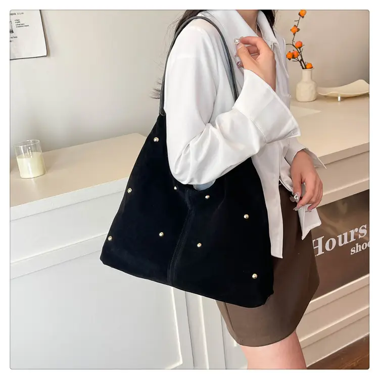 Black Velvet Shoulder Bag for Women 2025 New Arrival — feature 20