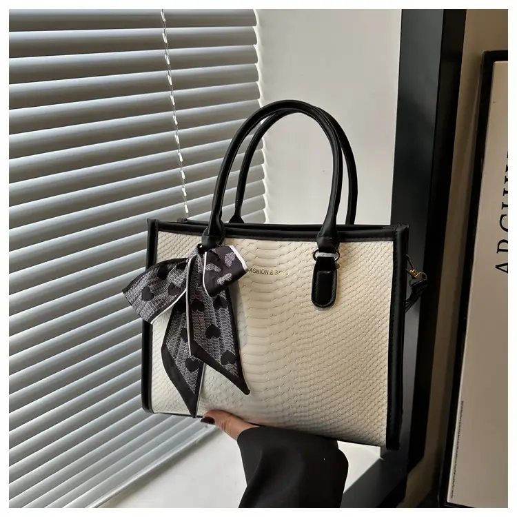 White Red Bow Shoulder Bag for Women 2025 — feature 14