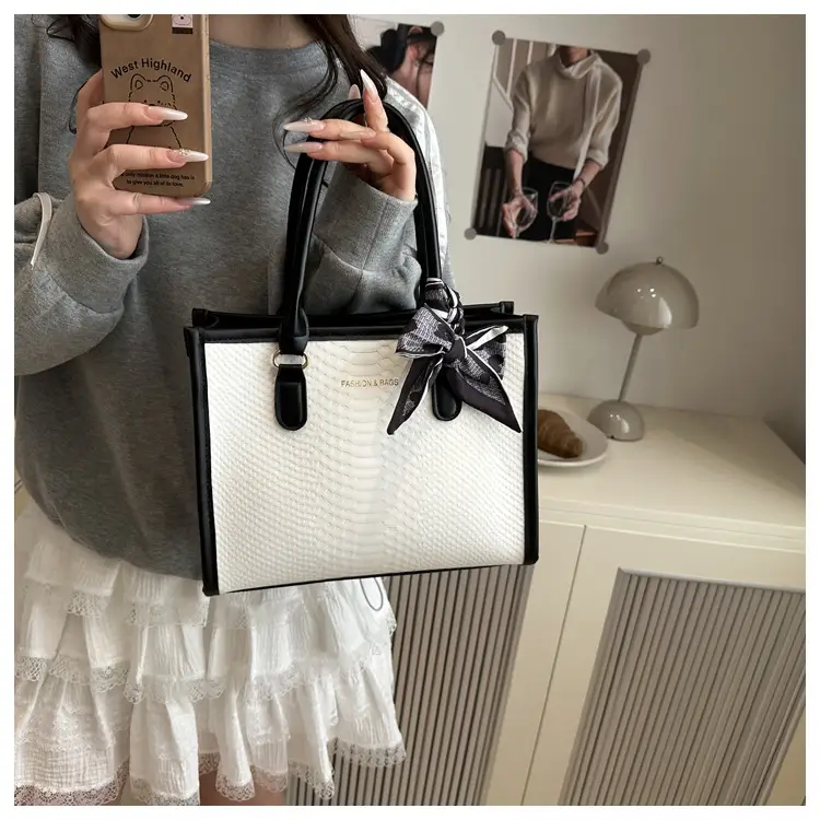 White Red Bow Shoulder Bag for Women 2025 — feature 24