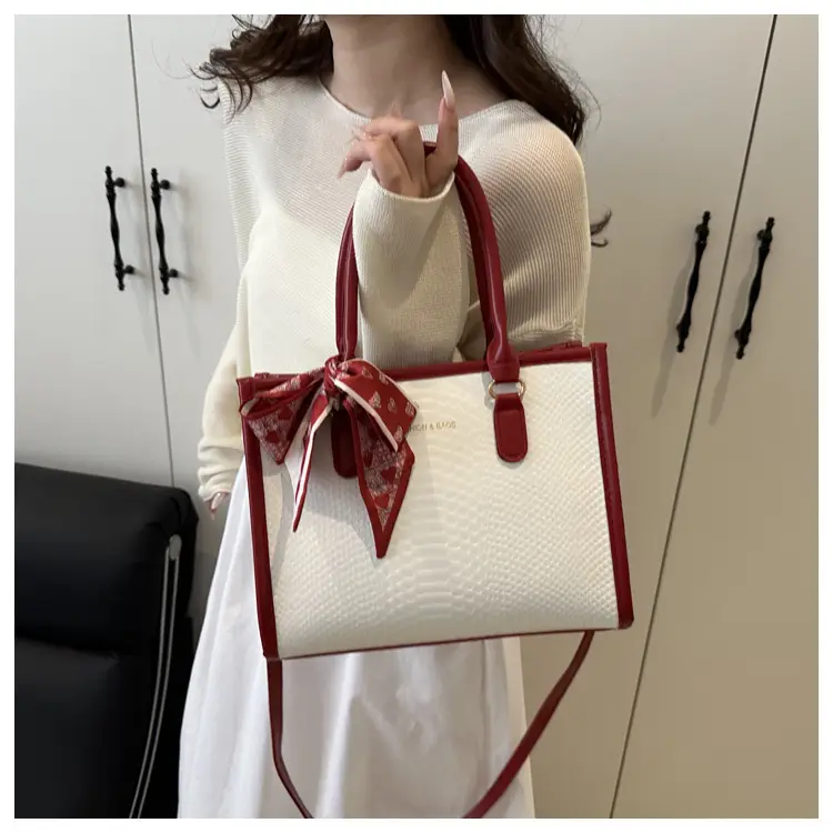 White Red Bow Shoulder Bag for Women 2025 — feature 26
