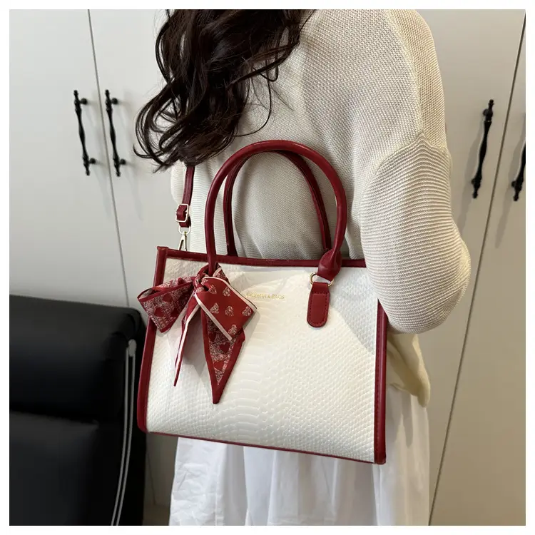 White Red Bow Shoulder Bag for Women 2025 — feature 29