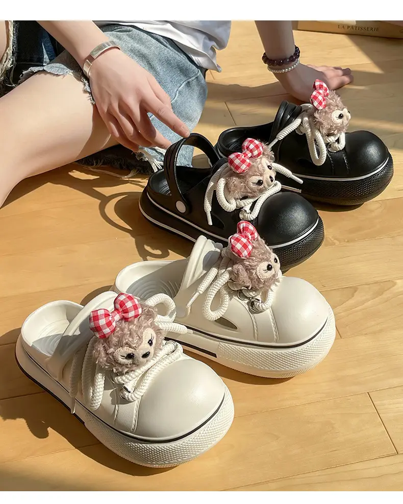 Cute Cartoon Hole Shoes Women's Pink White Thick Sole Sandals — feature 10