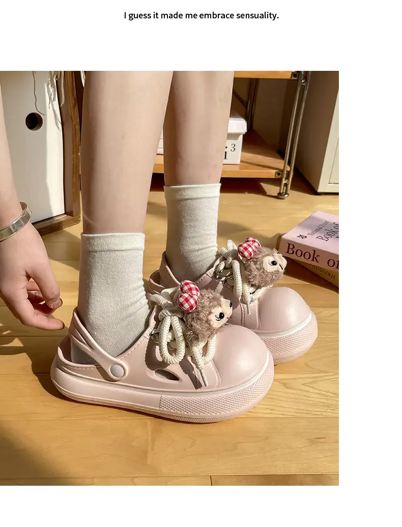 Cute Cartoon Hole Shoes Women's Pink White Thick Sole Sandals — feature 11
