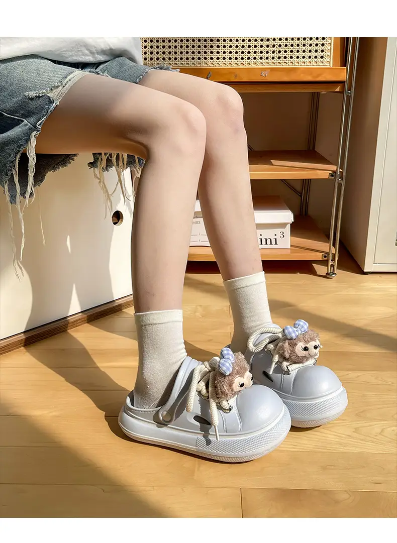 Cute Cartoon Hole Shoes Women's Pink White Thick Sole Sandals — feature 8
