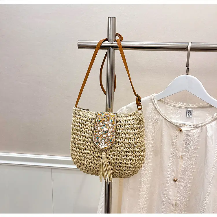 New Raceway Woven Shoulder Bag for Women - Image 4