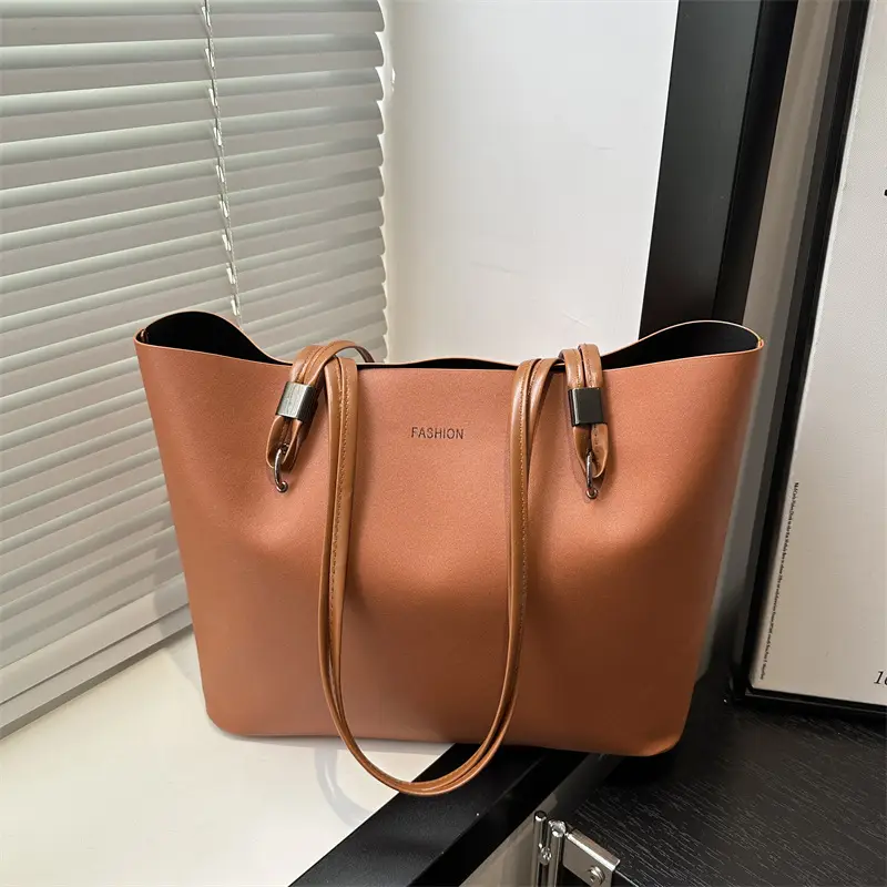 New Women's Large Capacity Texte Western Style Tote Bag - Image 4