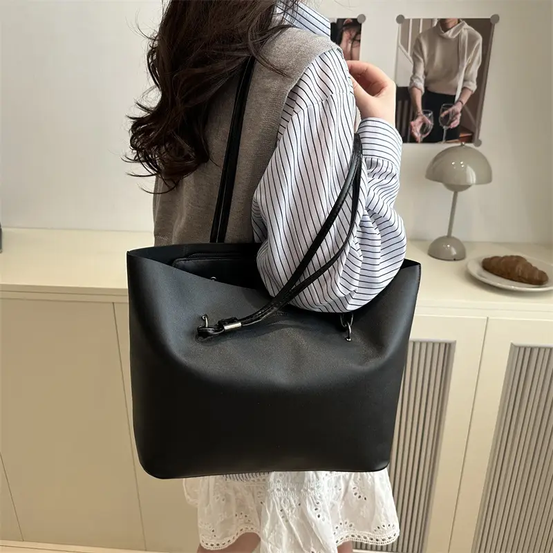 New Women's Large Capacity Texte Western Style Tote Bag - Image 6