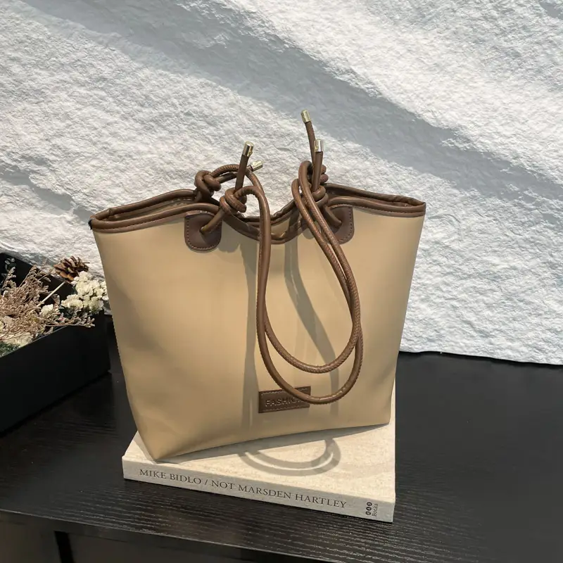 Women's Beige Straw Tote Bag with Leather Handles - Image 6