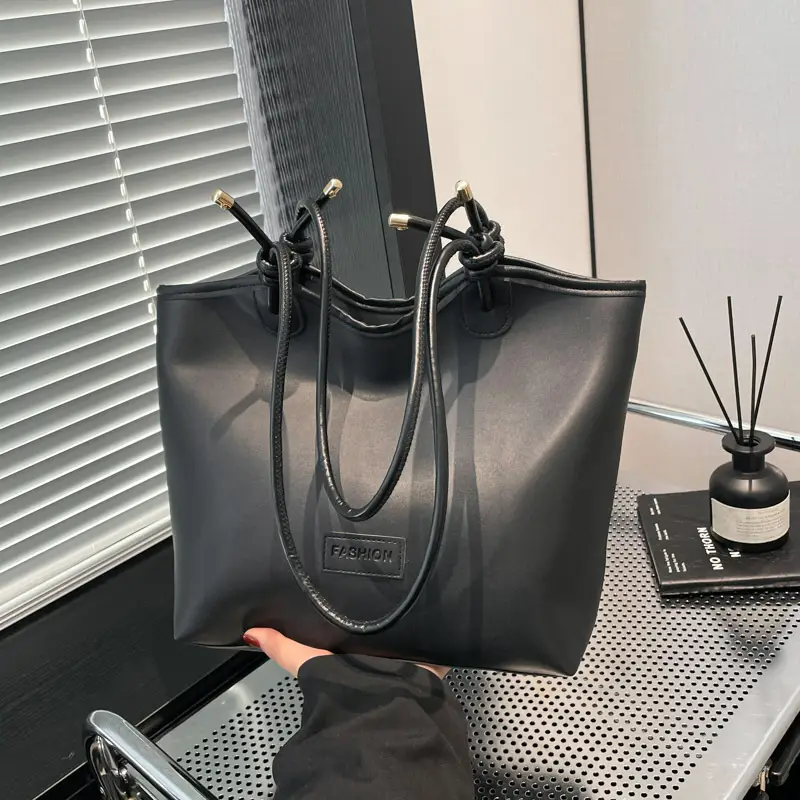 Women's Beige Straw Tote Bag with Leather Handles - Image 7