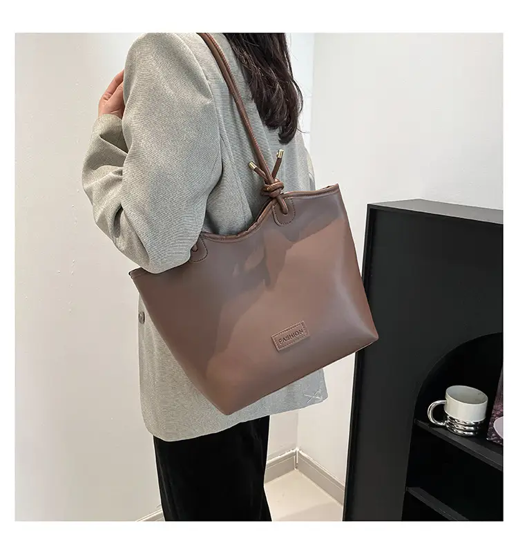 Women's Beige Straw Tote Bag with Leather Handles — feature 13