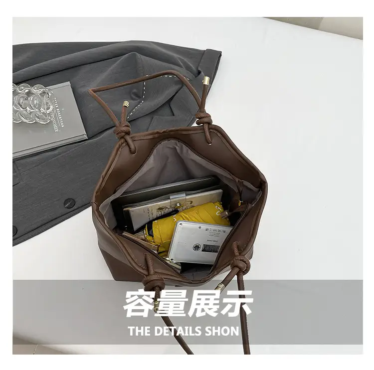 Women's Beige Straw Tote Bag with Leather Handles — feature 5