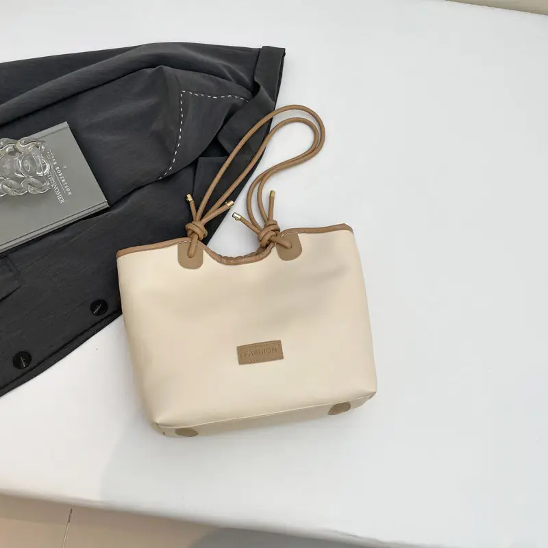 Women's Beige Straw Tote Bag with Leather Handles - Image 3