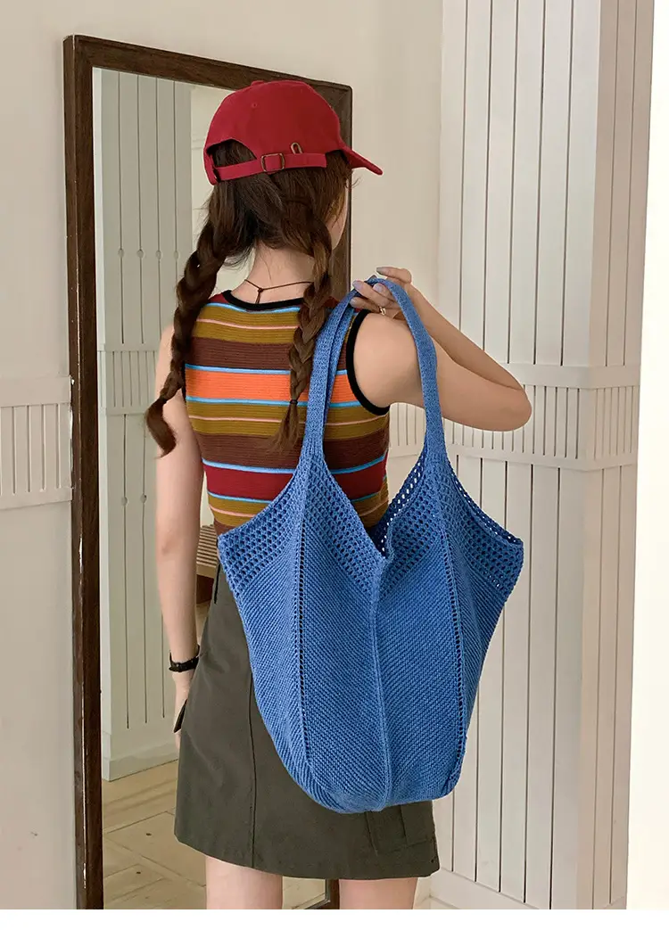 Red Knitted Women's Large Capacity Shoulder Bag — feature 10