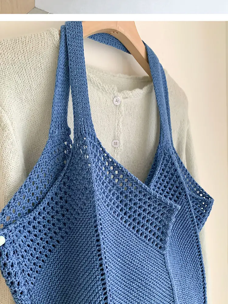 Red Knitted Women's Large Capacity Shoulder Bag — feature 15