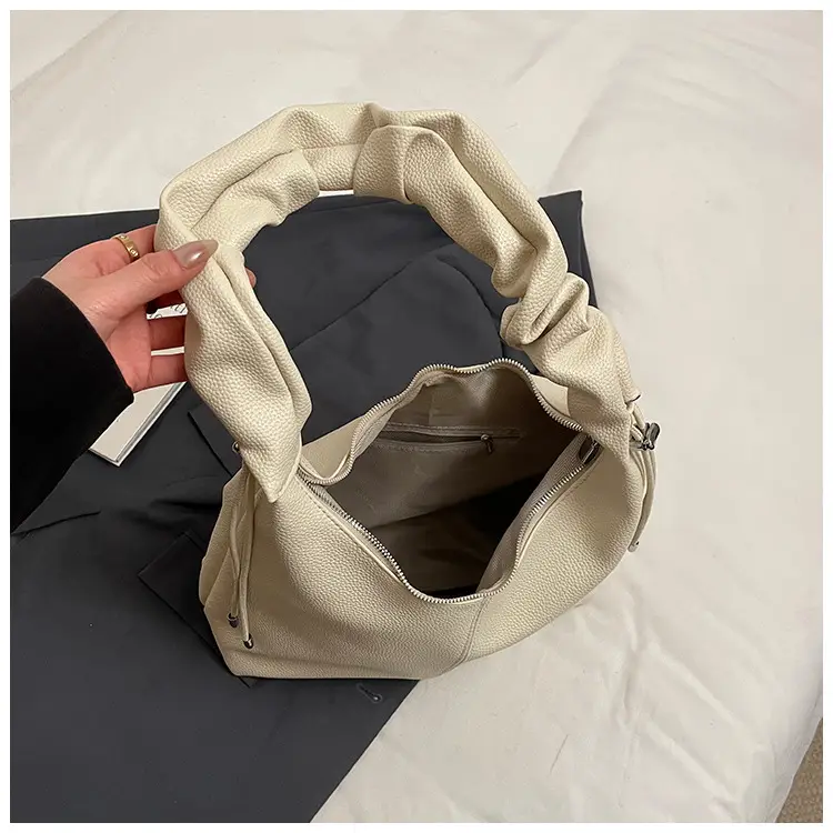 Women's Cream Pleated Shoulder Bag Large Capacity Summer 2025 — feature 9