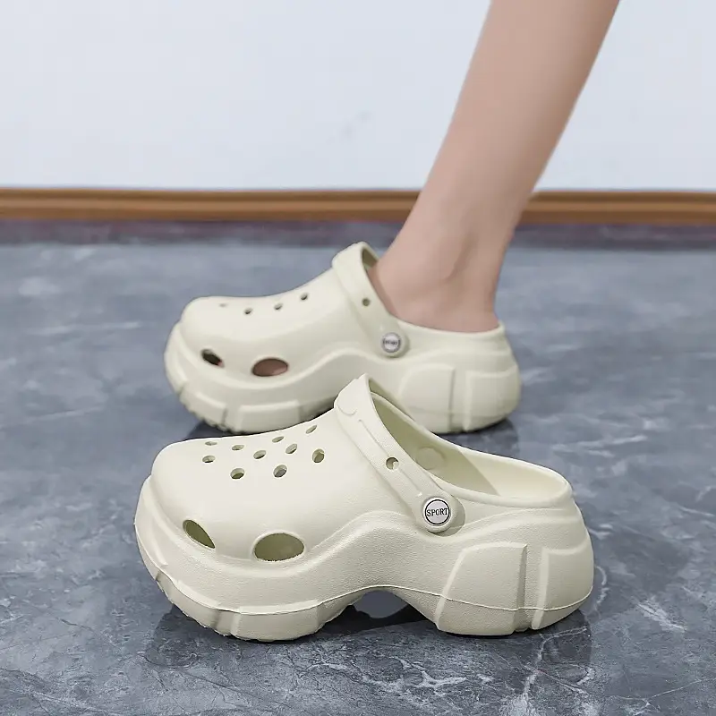 Summer New Beach Shoes High Heel Thick Bottom Women's Slippers Casual Women's Indoor and Outdoor Sandals Hollow Breathable Hole Shoes for Women