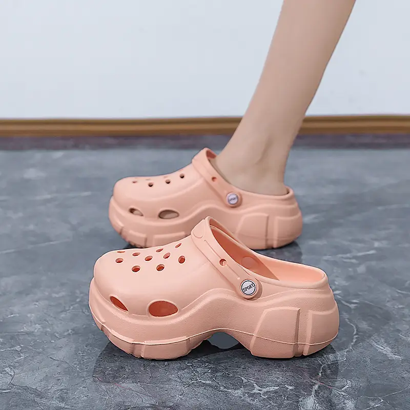 Summer New Beach Shoes High Heel Thick Bottom Women's Slippers Casual Women's Indoor and Outdoor Sandals Hollow Breathable Hole Shoes for Women