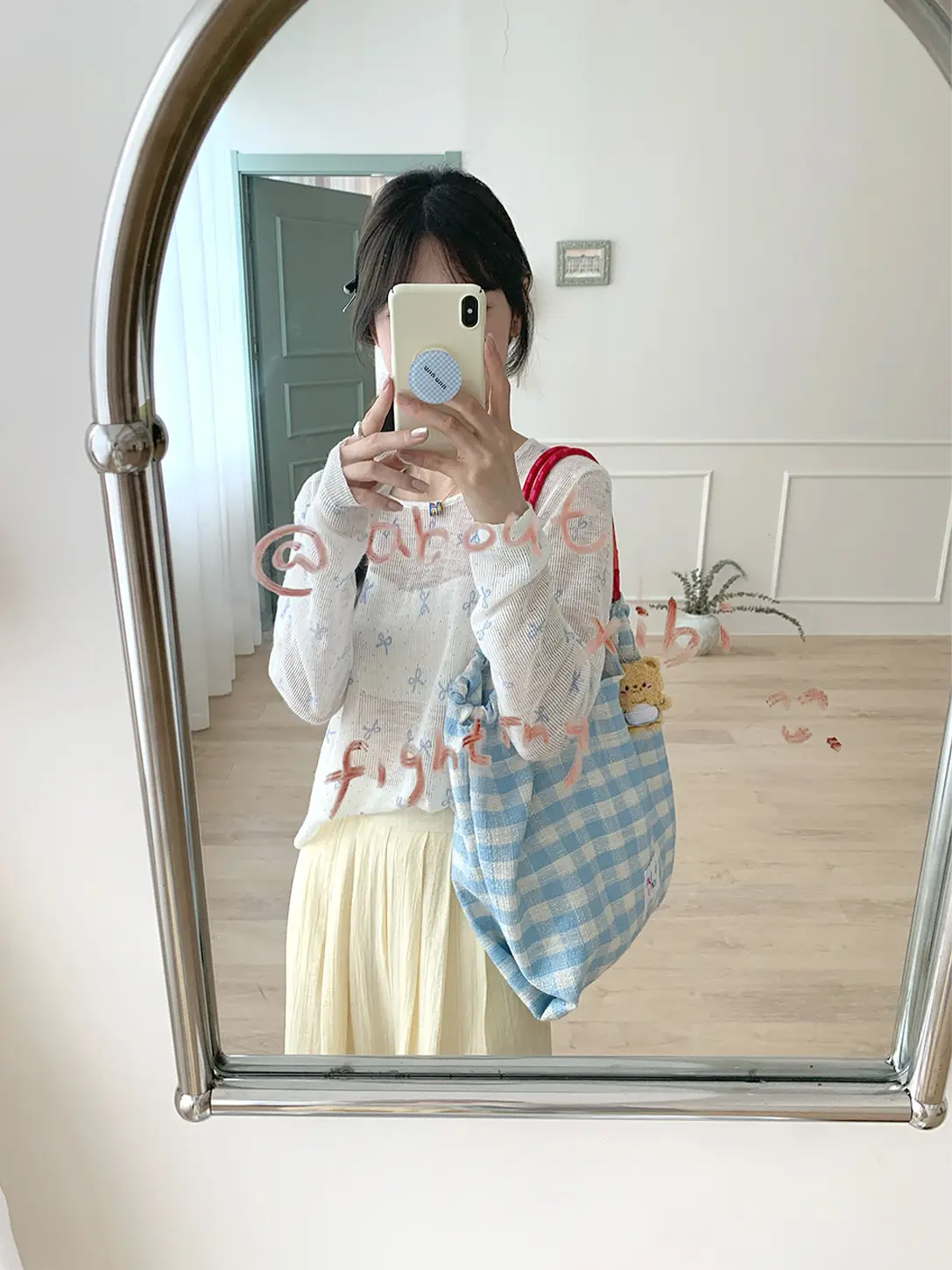 Fresh Plaid Shoulder Tote Bag Large Capacity Commuter Bag - Image 7