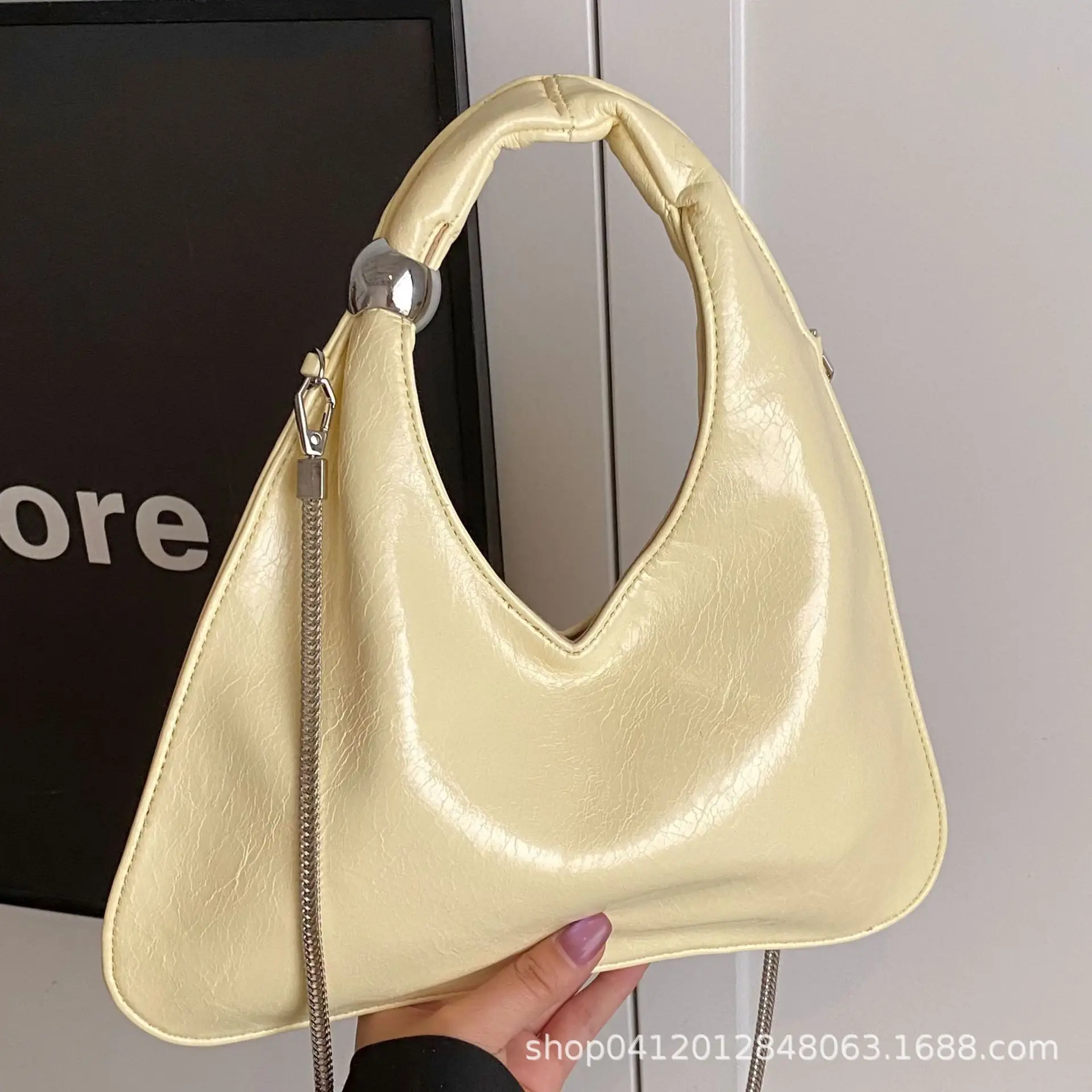 Black One-shoulder Handbag for Women 2025 - Image 8