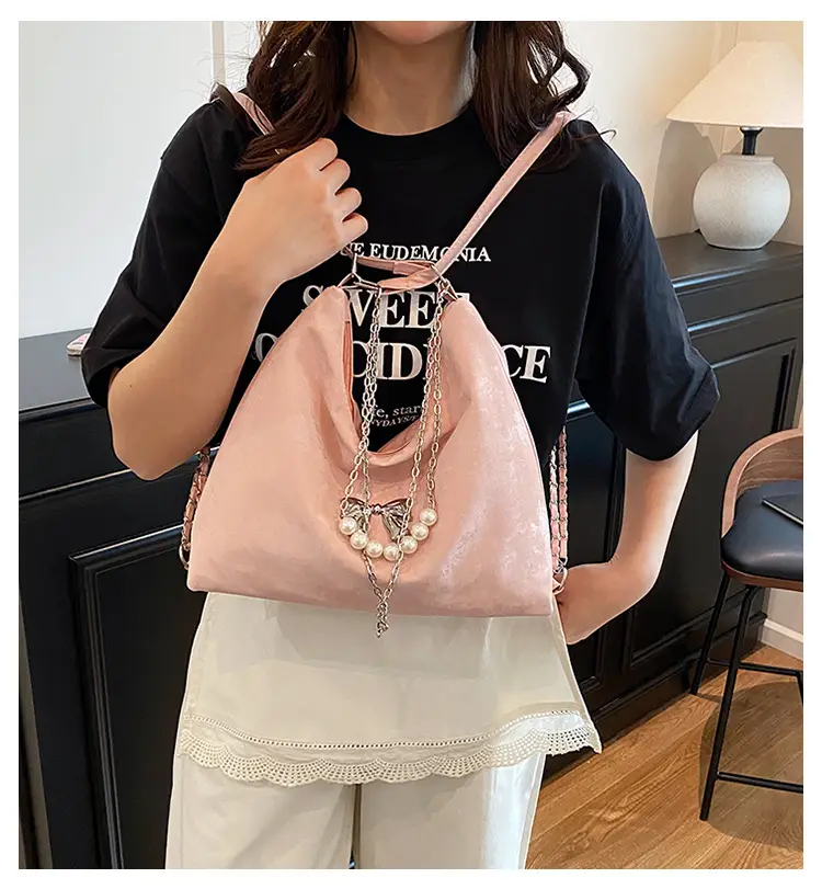 Pink Pearl Chain Shoulder Bag for Women Large Capacity — feature 2