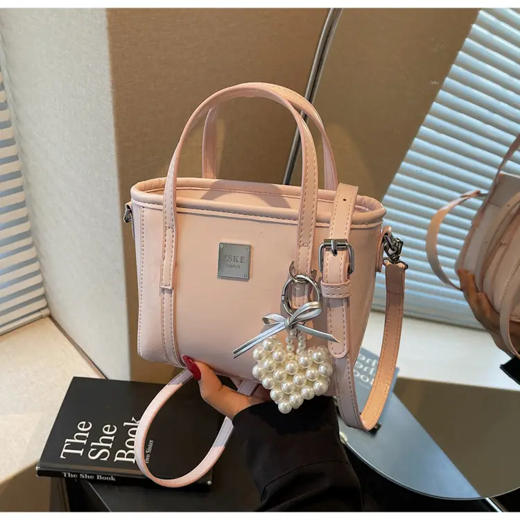 Women's Western Style Pearl Bucket Bag Cream — feature 20