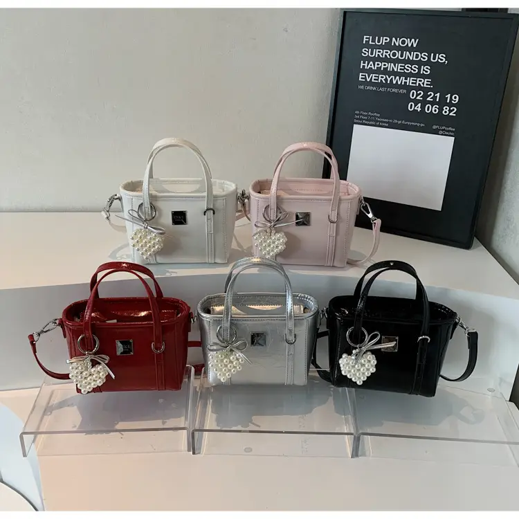 Women's Western Style Pearl Bucket Bag Cream — feature 24