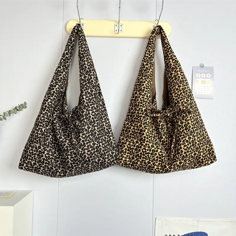Leopard Print Shoulder Bag Large Capacity Fashion Tote — feature 28