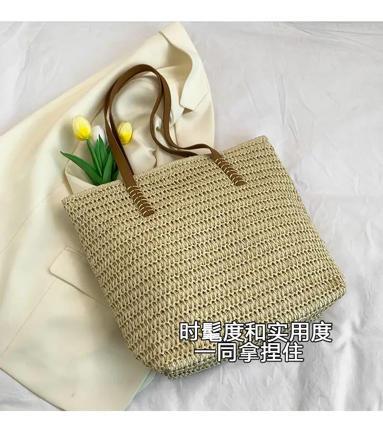 Women Straw Woven Large Capacity Shoulder Bag 2025 — feature 4