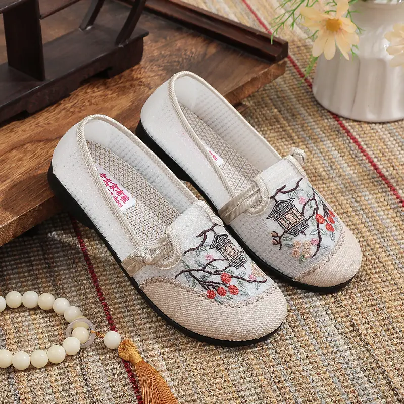 26 Mesh Shoes Spring and Summer Old Beijing Cloth Shoes Soft Sole Non-Slip Breathable Single Shoes Flat Heel Lightweight Casual Shoes Mom Shoes Women's Shoes - Image 2