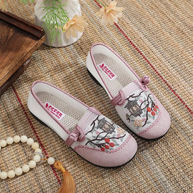 26 Mesh Shoes Spring and Summer Old Beijing Cloth Shoes Soft Sole Non-Slip Breathable Single Shoes Flat Heel Lightweight Casual Shoes Mom Shoes Women's Shoes - Image 3