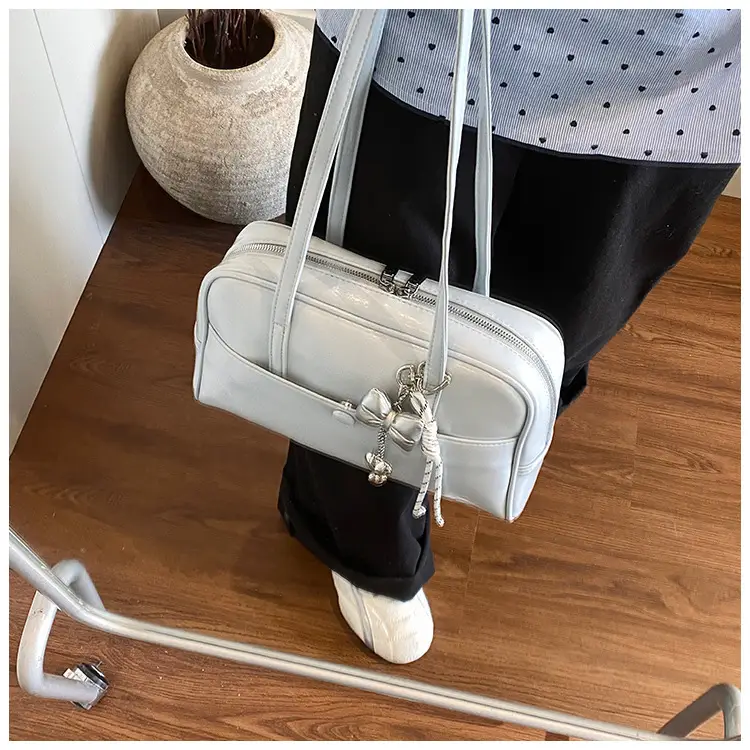 Pink Korean Style Shoulder Bag with Chain Strap — feature 18