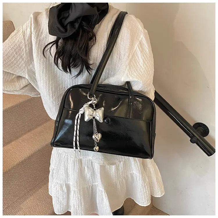 Pink Korean Style Shoulder Bag with Chain Strap — feature 32