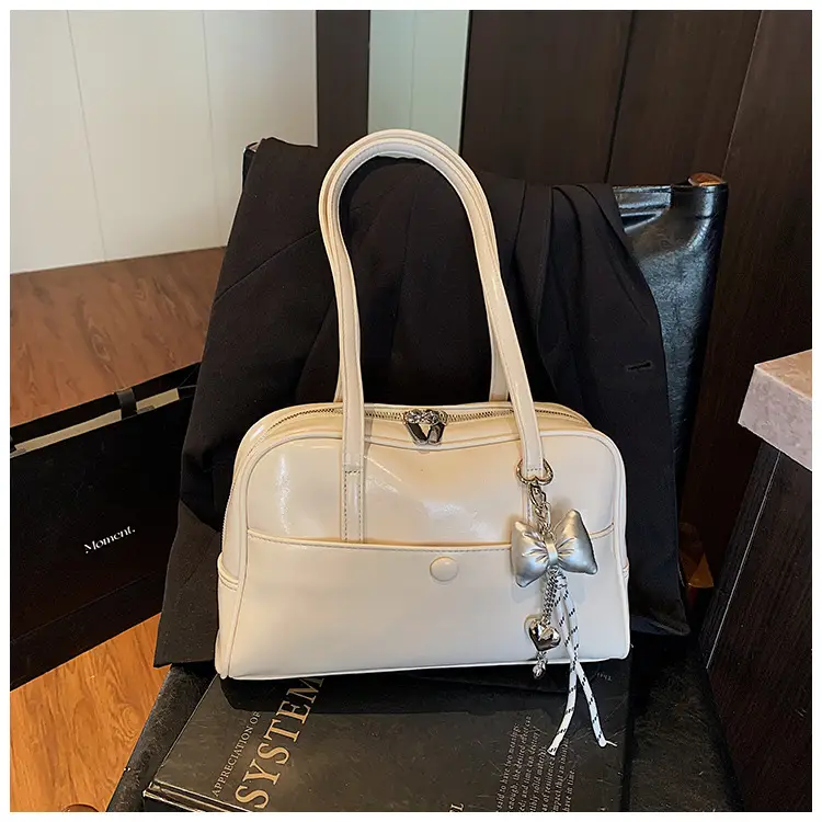 Pink Korean Style Shoulder Bag with Chain Strap — feature 33