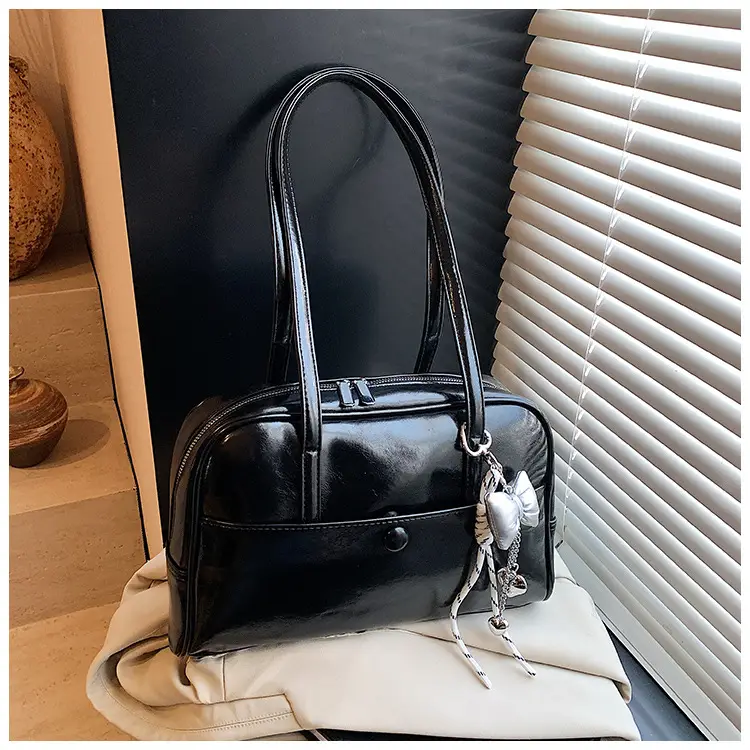 Pink Korean Style Shoulder Bag with Chain Strap — feature 39