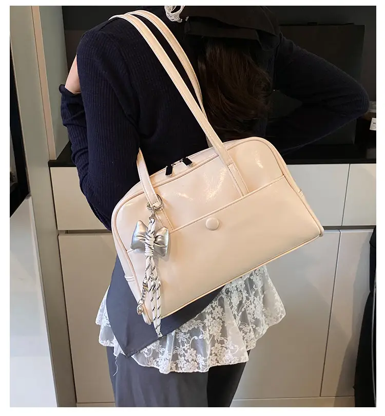Pink Korean Style Shoulder Bag with Chain Strap — feature 4
