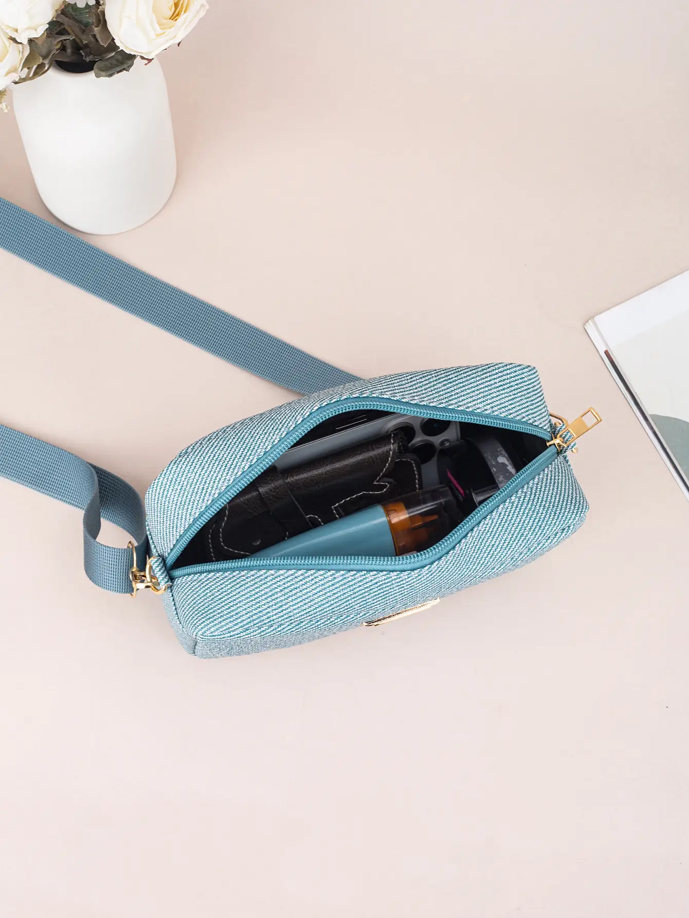 2025 Spring Women's Diagonal Camera Bag Shoulder Bag — feature 10
