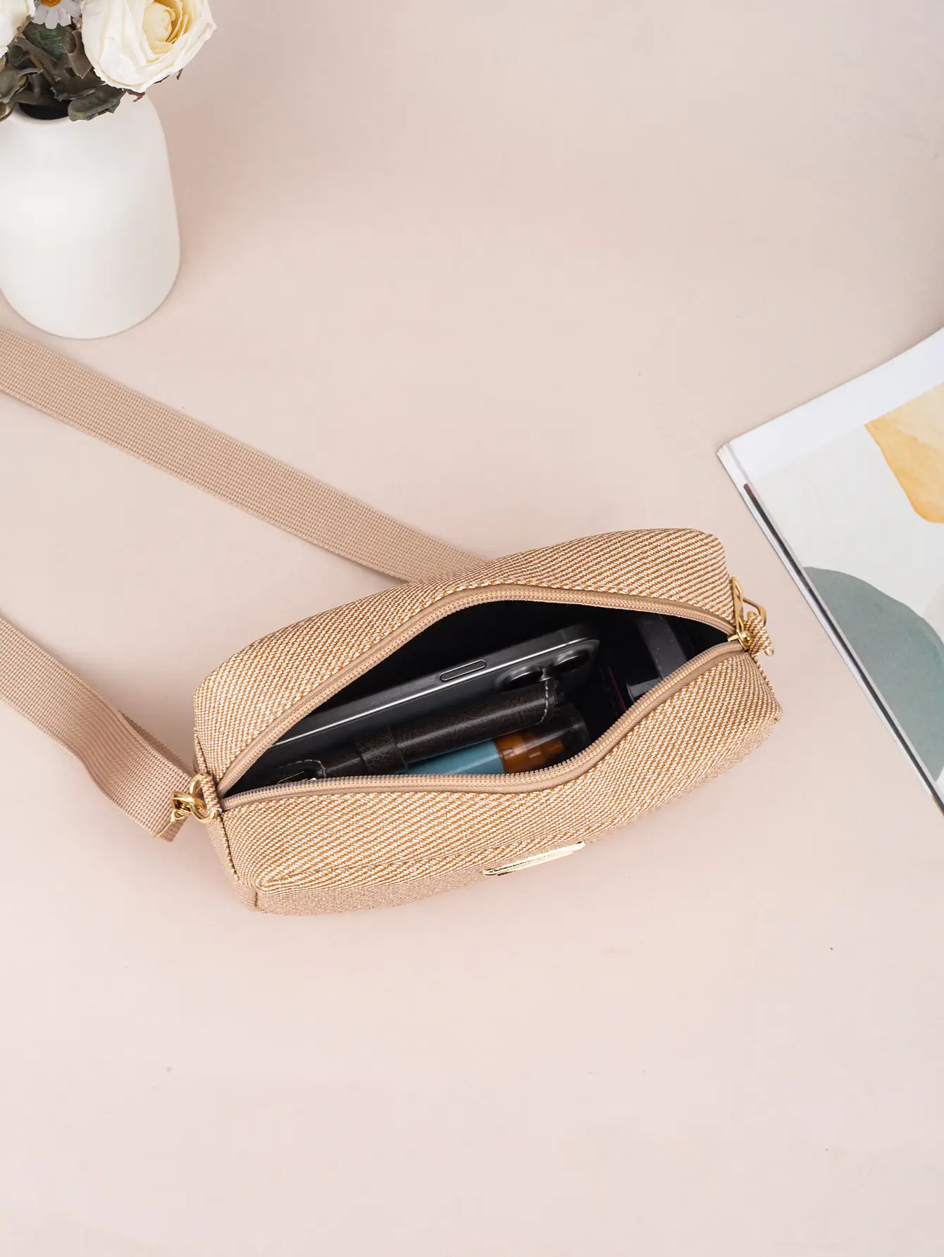 2025 Spring Women's Diagonal Camera Bag Shoulder Bag — feature 17