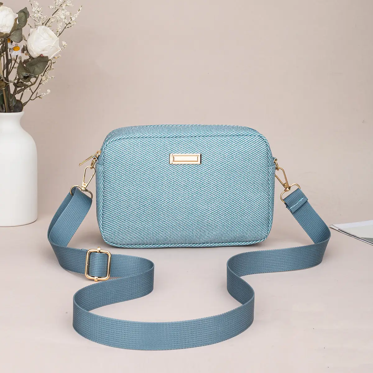 2025 Spring Women's Diagonal Camera Bag Shoulder Bag — feature 4