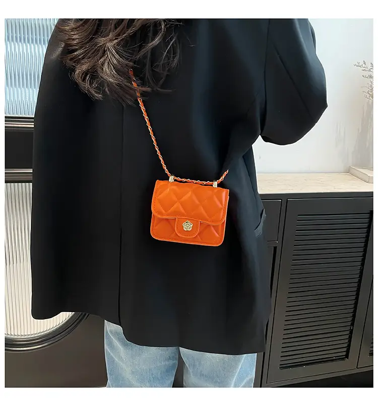 Black Quilted Mini Chain Shoulder Bag for Women — feature 18
