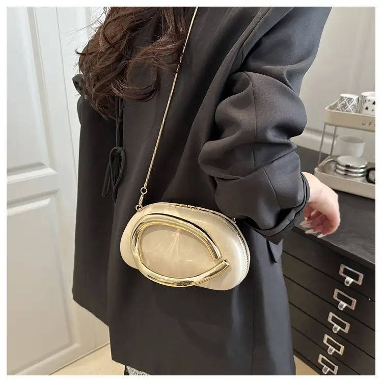 2025 Summer Shoulder Bag Trendy Shell Fashion Wedding Party Party Holiday Dinner Clutch Bag — feature 13