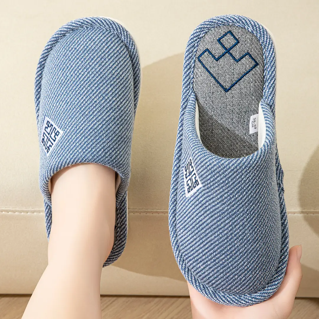 Cute Cartoon Women's Cotton Slippers for Home Plush Warm Furry Slippers for Women Indoor Home Warmth