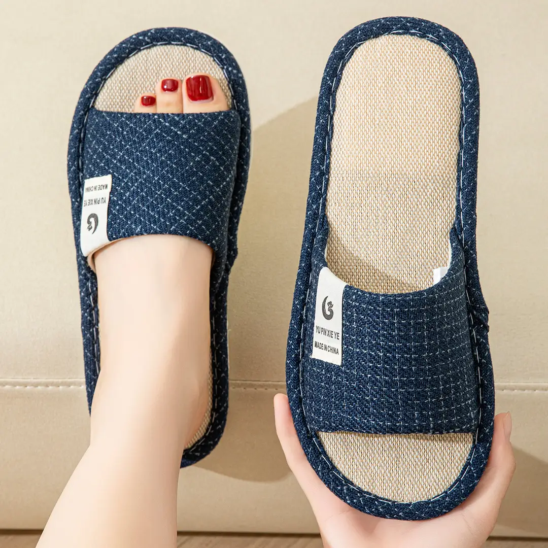 Cute Cartoon Women's Cotton Slippers for Home Plush Warm Furry Slippers for Women Indoor Home Warmth