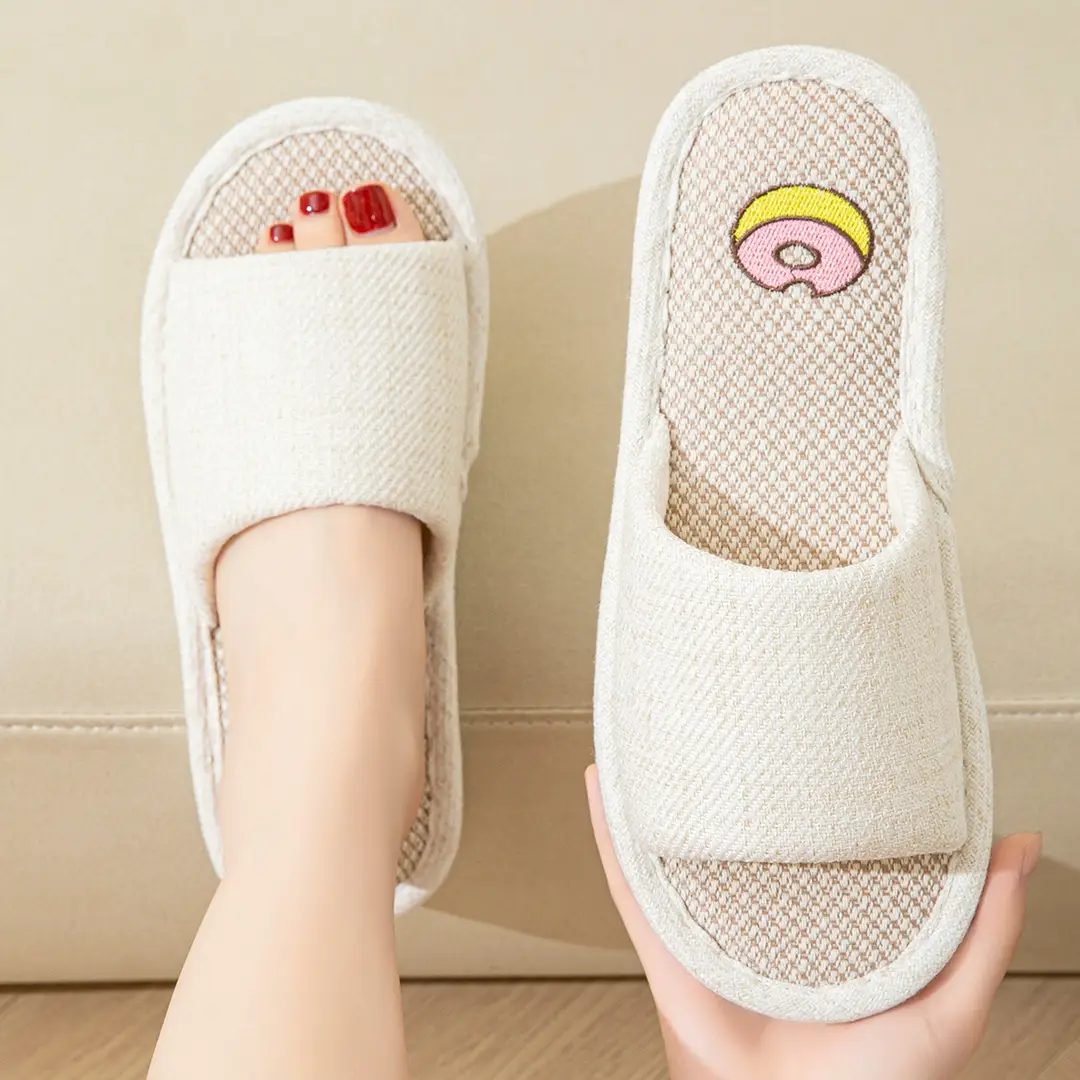 Cute Cartoon Women's Cotton Slippers for Home Plush Warm Furry Slippers for Women Indoor Home Warmth