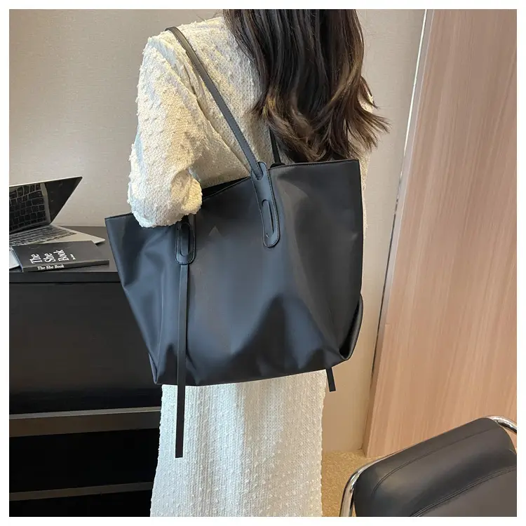 Women's Large Capacity Oxford Cloth Tote Bag Beige — feature 21