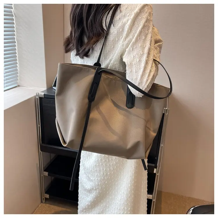 Women's Large Capacity Oxford Cloth Tote Bag Beige — feature 25