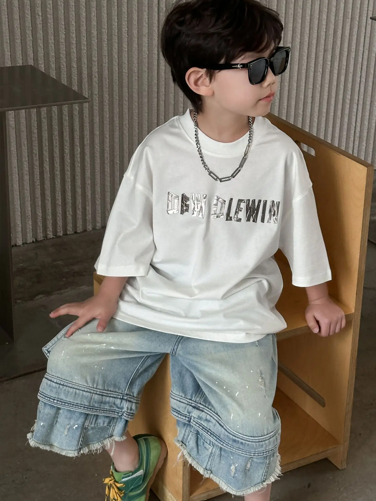 Boys White Graphic Shorts T-Shirt 2025 - Image 4