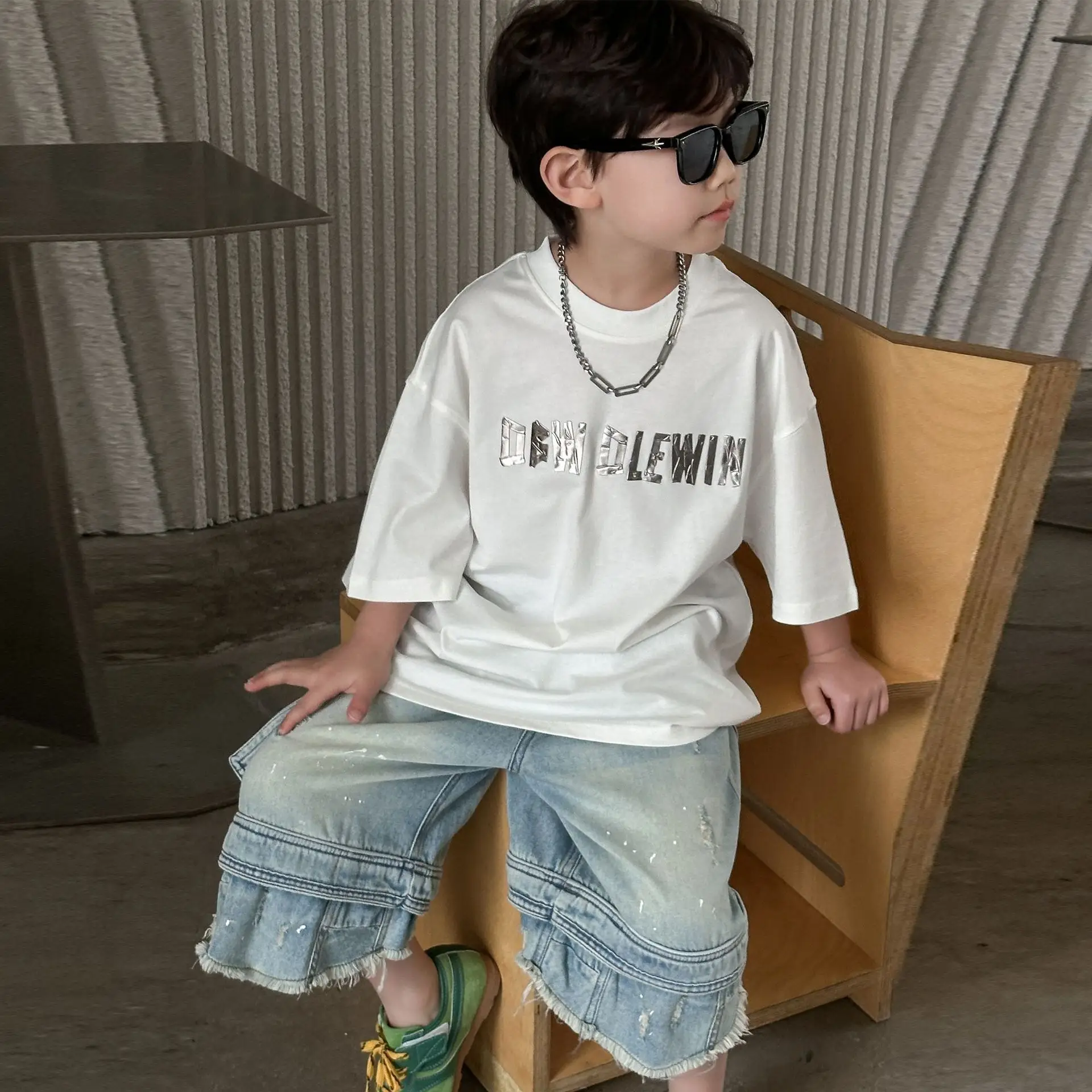 Boys White Graphic Shorts T-Shirt 2025 — feature 14