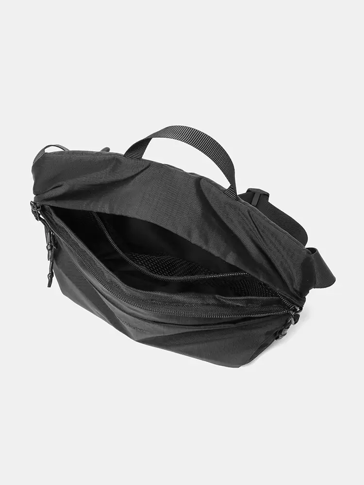 2025 Men's Black Nylon Chest Bag Large Capacity Lightweight - Image 8
