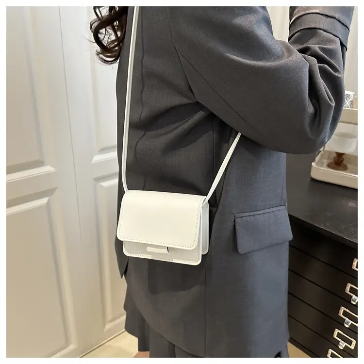 White Square Crossbody Bag with Chain Strap — feature 13